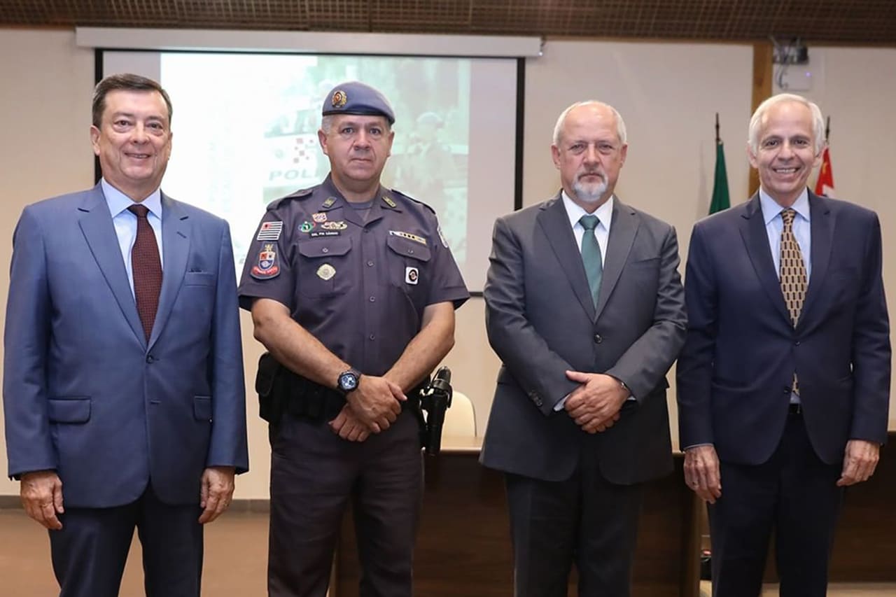 Palestra “Gerenciamento de Crise” para juízes do Fórum Barra Funda