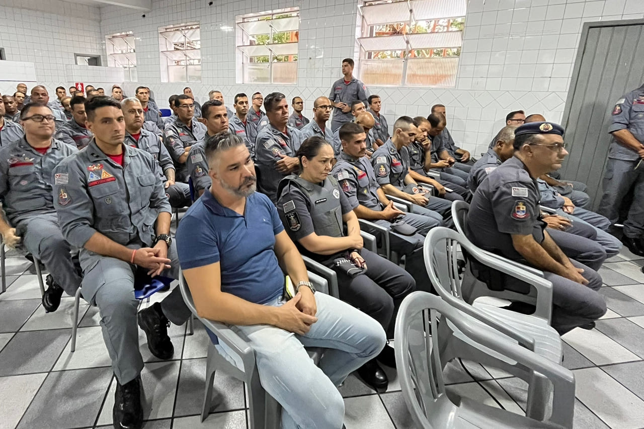 Visita no CPI-6 – Comando de Policiamento Interior Seis – Diário do ...