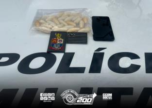 Traficante é preso com cápsulas de cocaína em ônib